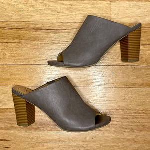 Cato Heels Women's Size 8.5 Gray with Brown Heel With Peep Toe Cutout